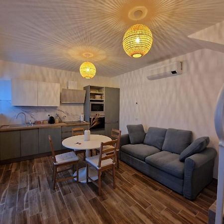 הוילה Casina Elena - Viareggio Centro מראה חיצוני תמונה