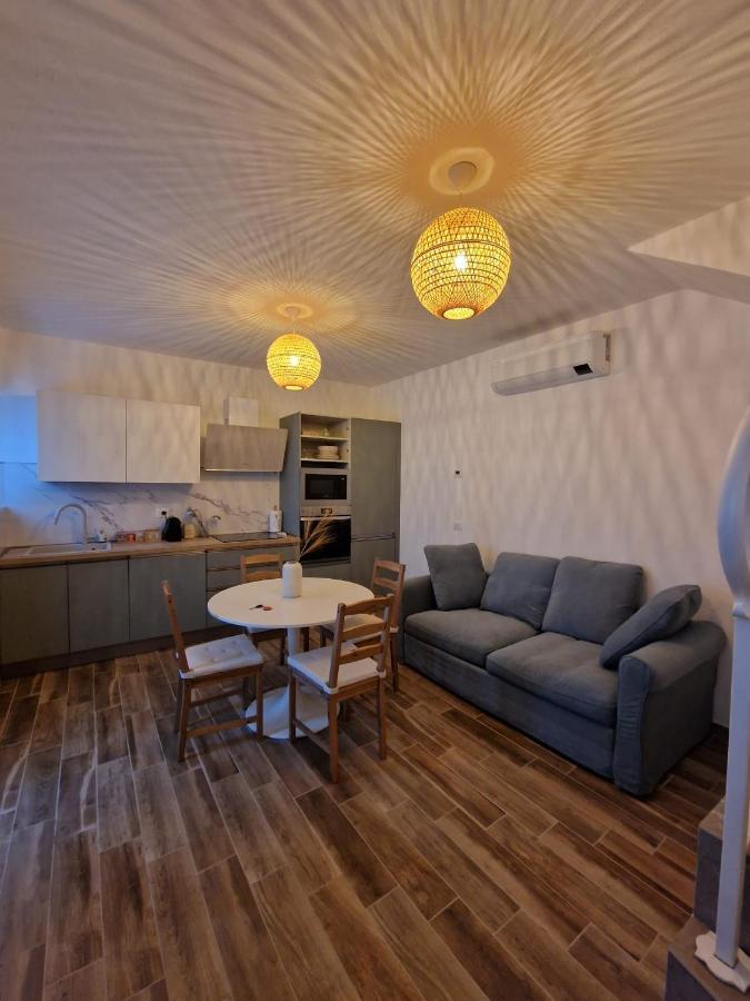 הוילה Casina Elena - Viareggio Centro מראה חיצוני תמונה
