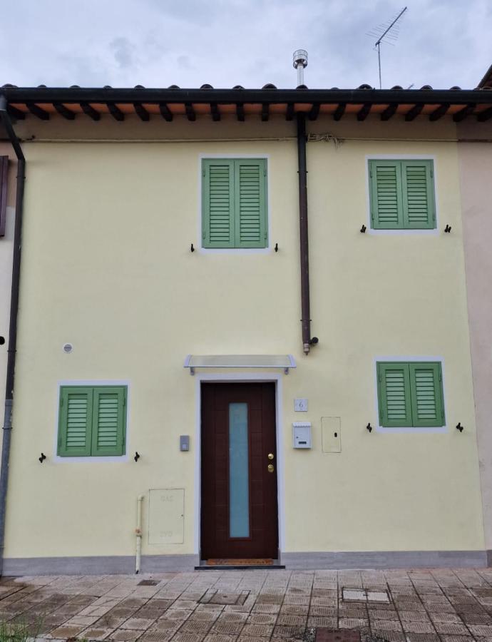 הוילה Casina Elena - Viareggio Centro מראה חיצוני תמונה
